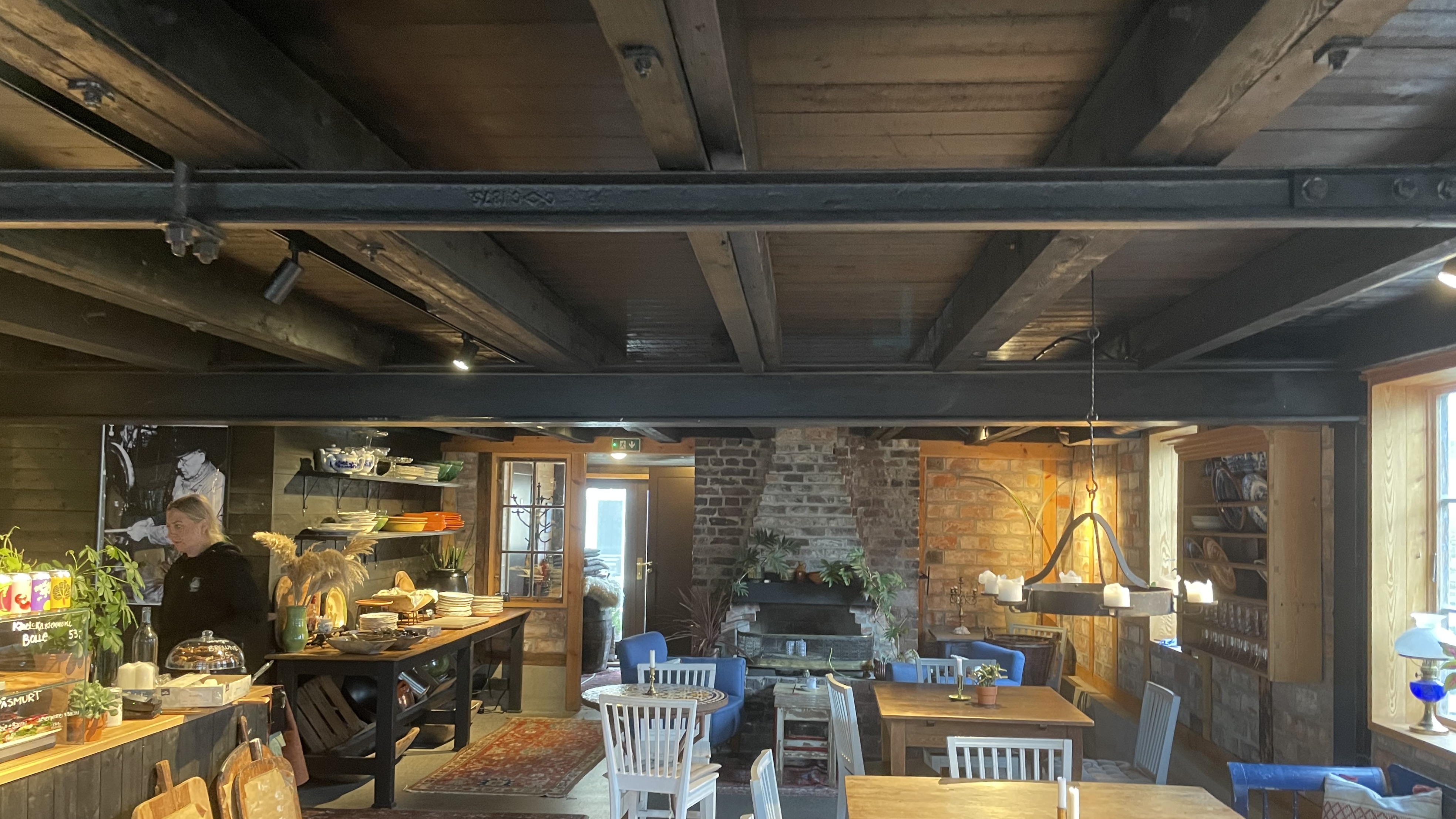 E1883BCE-808C-4BF7-BD39-4F0A9CE86D86_1_201_a