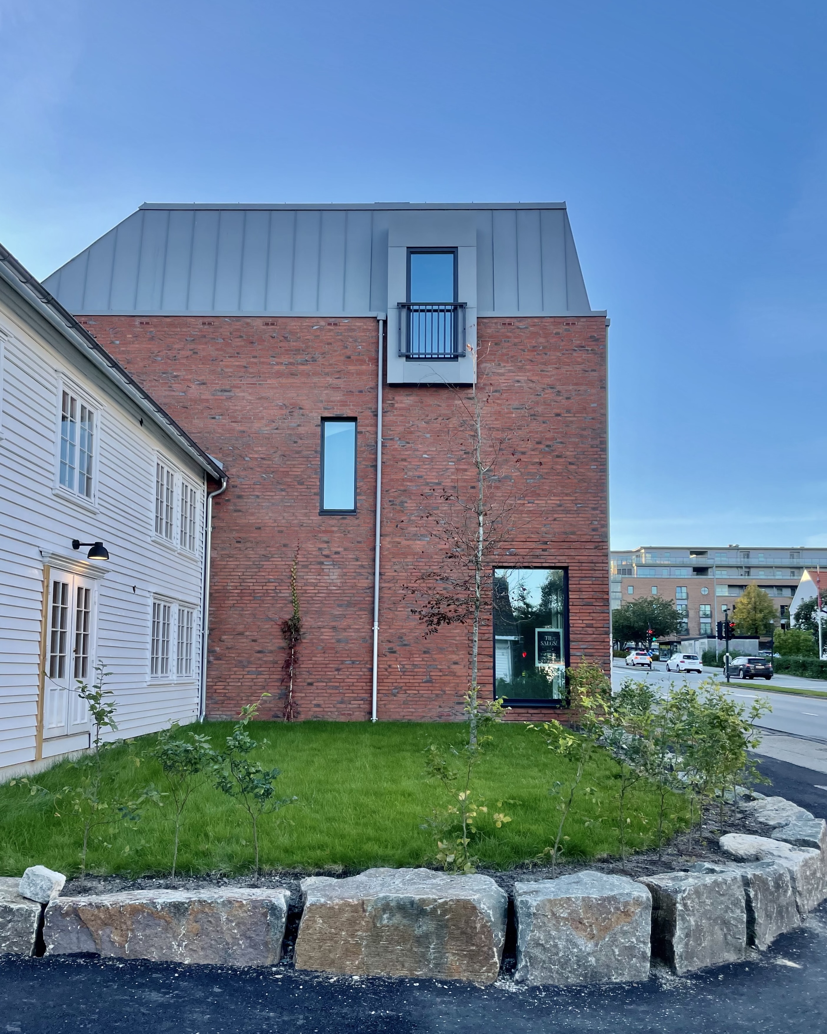 8BD27707-0707-4C18-B13D-BEE5A0622961_1_201_a